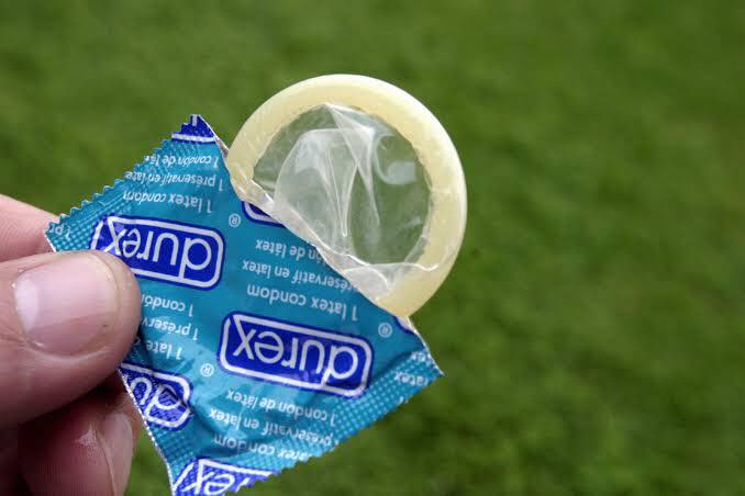 Préservatifs au Village Olympique : 10 000 distribués… épuisés en seulement 3 jours !