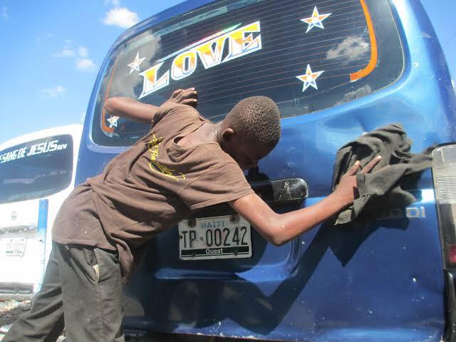 JECO dénonce les dangers auxquels sont exposés les enfants de rue à Carrefour